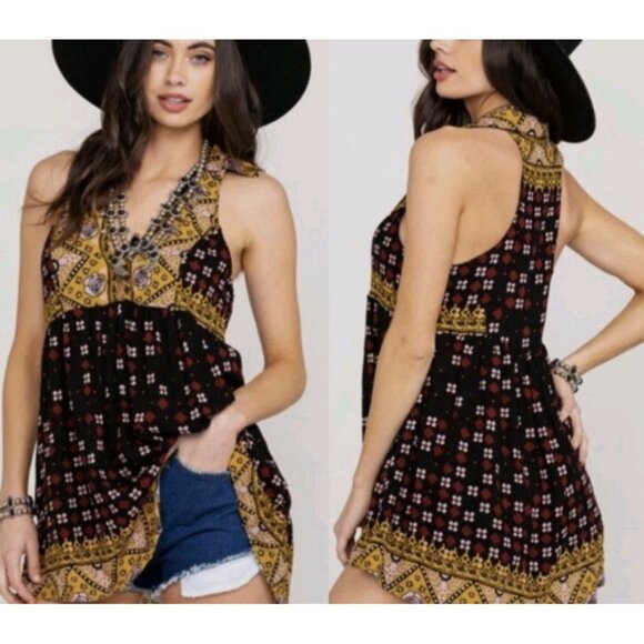 Free People Charlotte Sleeveless Halter Collared Top XS Tunic Flowy Red Gold Bla - Picture 1 of 9